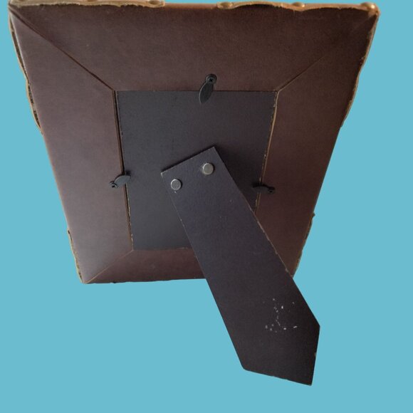 Leather Picture Frame Brass Studs Stand 4x6 Photo Western Lodge Desktop Table - Picture 6 of 8